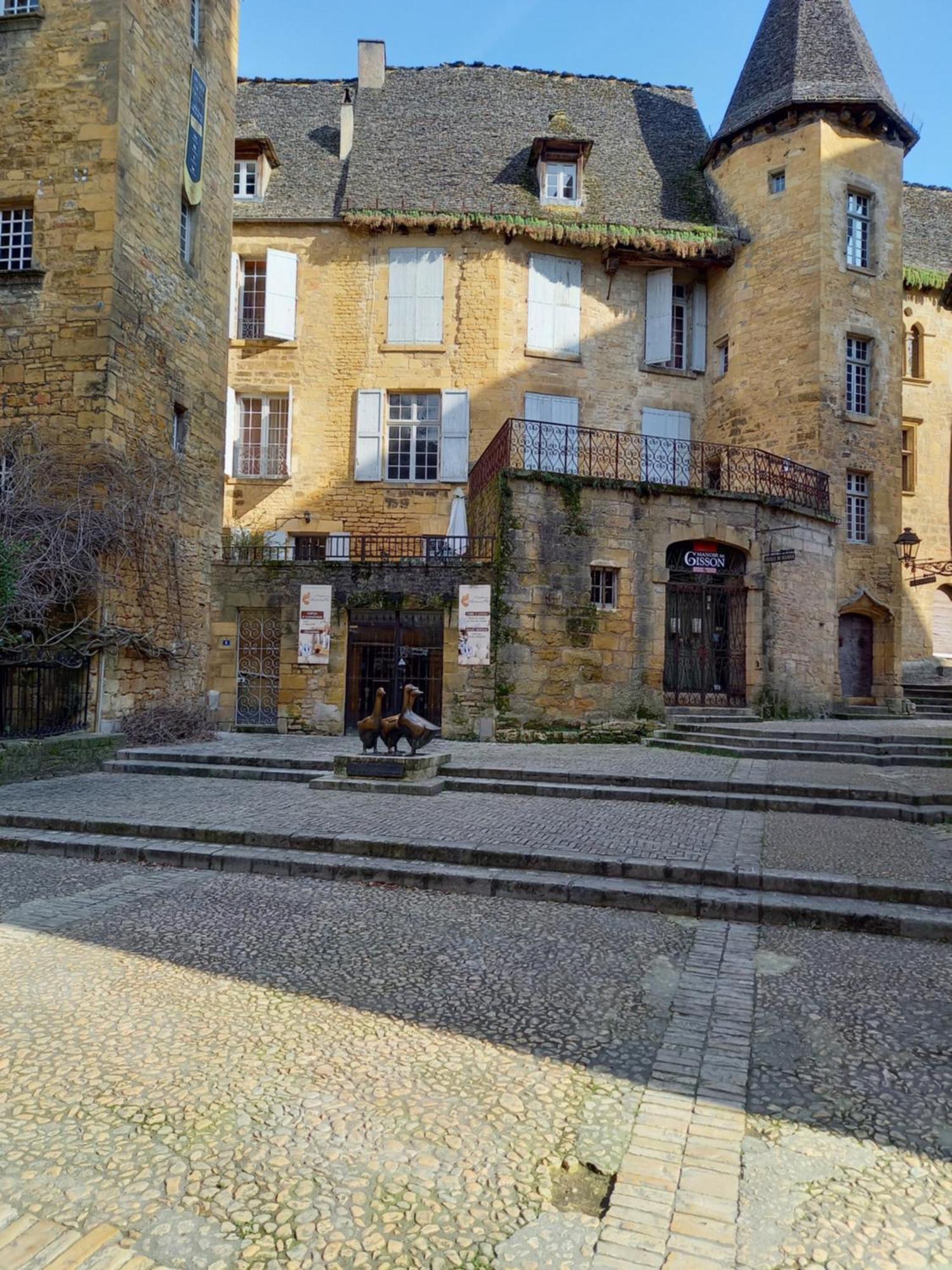 Appartement Centre Medieval Le Boudoir De Marie سارلا لا كانيدا المظهر الخارجي الصورة