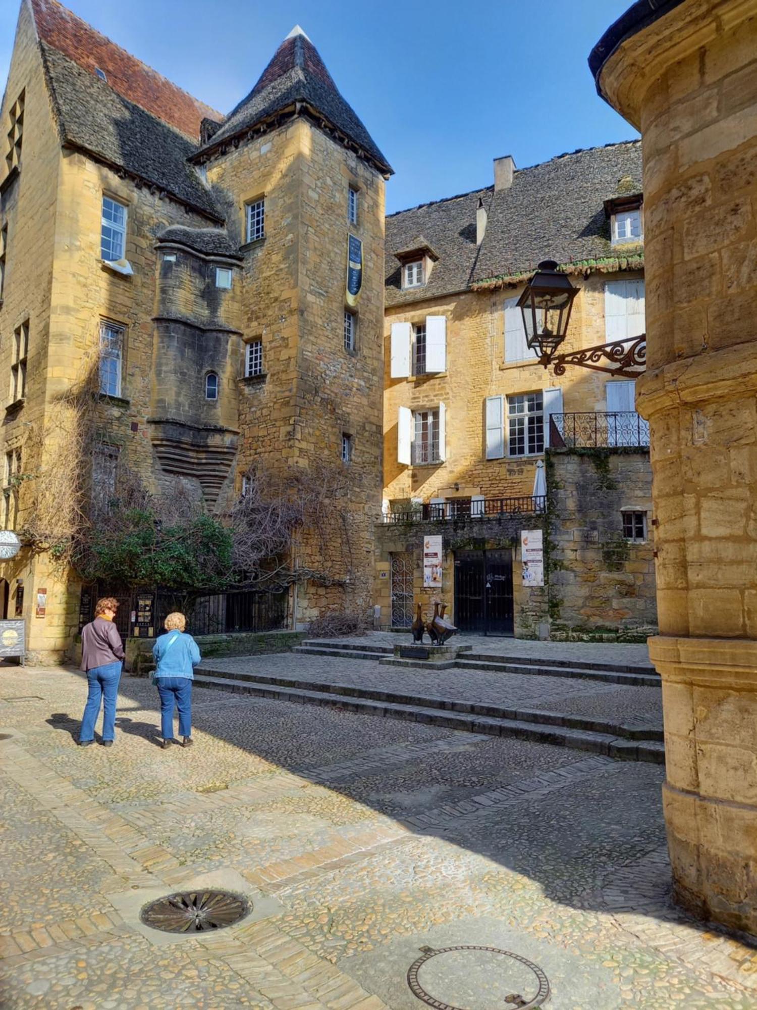 Appartement Centre Medieval Le Boudoir De Marie سارلا لا كانيدا المظهر الخارجي الصورة
